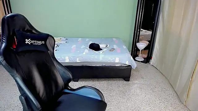 Snapshot of Stein_ chatting on October 7, 2025, 12:50 pm Stein online show from October 7, 2025, 12:50 pm