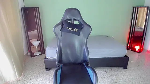 Snapshot of Stein_ chatting on October 10, 2025, 12:50 pm Stein online show from October 10, 2025, 12:50 pm