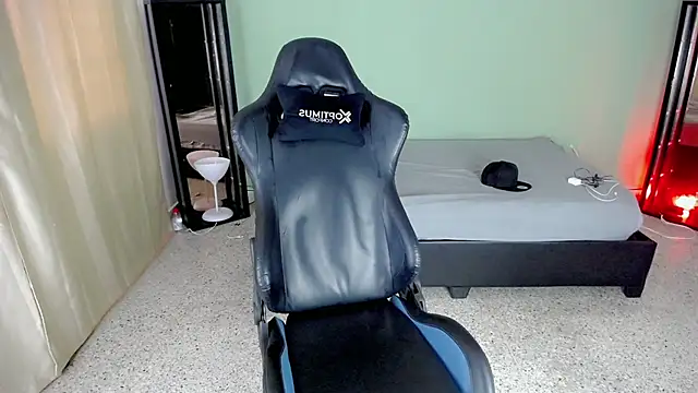 Snapshot of Stein_ chatting on October 5, 2025, 12:51 pm Stein online show from October 5, 2025, 12:51 pm