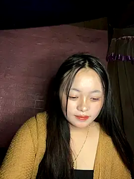 Julia-Elsa online show from October 16, 2025, 3:26 am