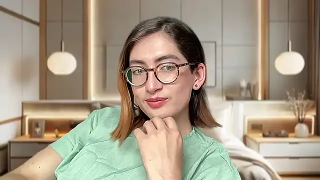 rousseblossom online show from January 11, 2026, 6:37 pm