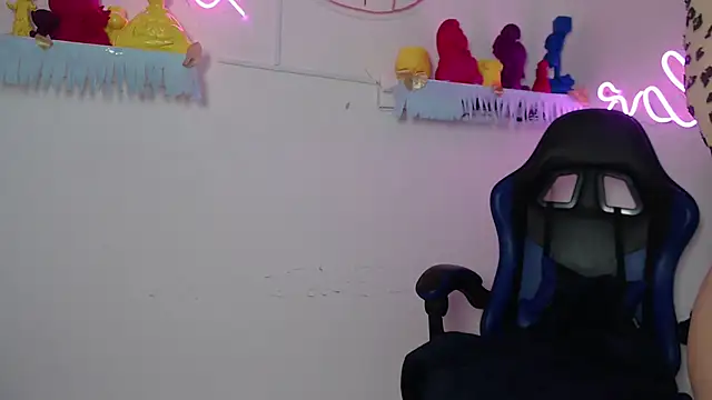 lycoris 19 online show from November 24, 2025, 8:53 pm