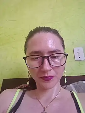 Snapshot of Linda_Hot13 chatting on September 14, 2025, 2:06 pm Linda Hot13 online show from September 14, 2025, 2:06 pm