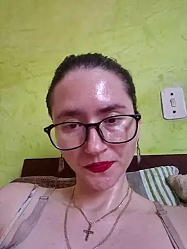 Snapshot of Linda_Hot13 chatting on October 14, 2025, 3:01 pm Linda Hot13 online show from October 14, 2025, 3:01 pm