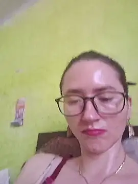 Snapshot of Linda_Hot13 chatting on September 11, 2025, 2:06 pm Linda Hot13 online show from September 11, 2025, 2:06 pm