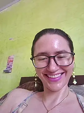 Snapshot of Linda_Hot13 chatting on September 12, 2025, 2:28 pm Linda Hot13 online show from September 12, 2025, 2:28 pm