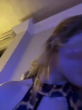 Snapshot of Emaline_Fane chatting on January 15, 2026, 5:16 pm Emaline Fane online show from January 15, 2026, 5:16 pm