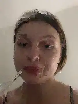 Emaline Fane online show from April 16, 2026, 9:39 pm