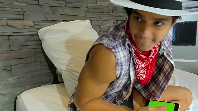 Snapshot of Anker_Colin chatting on November 1, 2025, 3:02 am Anker Colin online show from November 1, 2025, 3:02 am