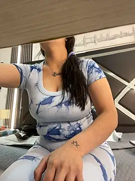 Snapshot of Mia_garcia28 chatting on October 18, 2025, 8:00 pm Mia garcia28 online show from October 18, 2025, 8:00 pm