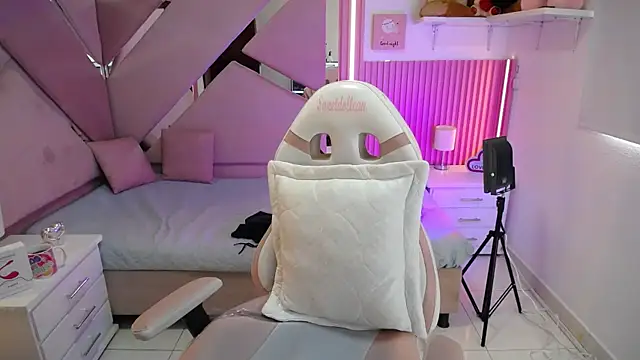 Snapshot of Mia_garcia28 chatting on September 29, 2025, 7:41 pm Mia garcia28 online show from September 29, 2025, 7:41 pm