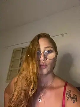 ruivinha2006 online show from April 2, 2026, 1:02 am