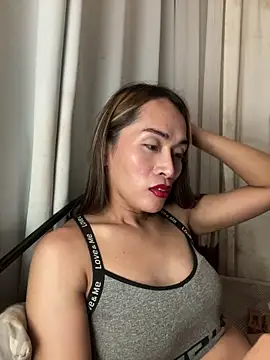 RomanticPearlTS online show from March 4, 2026, 2:03 pm