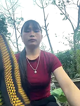 Sunyinn online show from October 17, 2025, 10:07 am