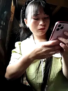 Sunyinn online show from September 24, 2025, 3:46 am