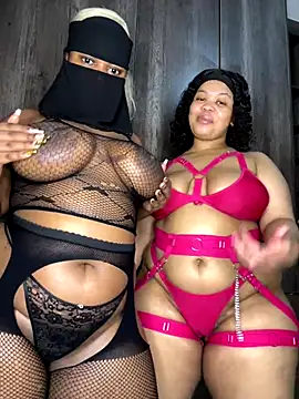 Snapshot of Thick_Ass_Barbiie chatting on December 13, 2025, 8:04 pm Thick Ass Barbiie online show from December 13, 2025, 8:04 pm