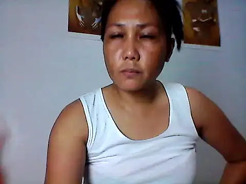 nhayasquirt online show from October 6, 2025, 12:17 pm