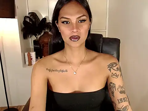 Snapshot of Coffee_Xoxo chatting on March 16, 2026, 5:44 am Coffee Xoxo online show from March 16, 2026, 5:44 am