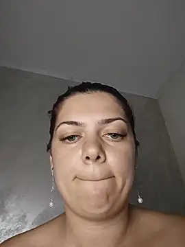 LadyNora online show from June 24, 2026, 7:55 pm