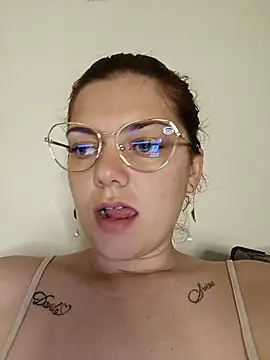 Snapshot of LadyNora chatting on June 1, 2026, 7:02 pm LadyNora online show from June 1, 2026, 7:02 pm