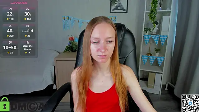 Mia E1fie online show from October 11, 2025, 6:03 am