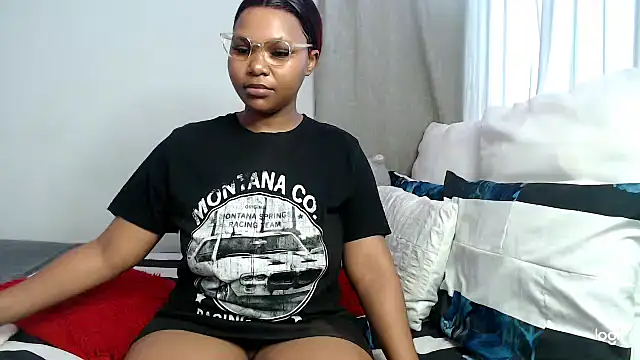 Snapshot of DarrkDeeva68 chatting on November 10, 2025, 6:51 am DarrkDeeva68 online show from November 10, 2025, 6:51 am