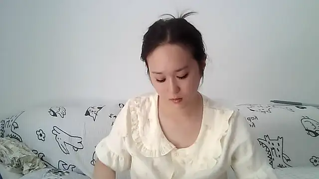 Snapshot of Belinda66 chatting on October 10, 2025, 5:41 am Belinda66 online show from October 10, 2025, 5:41 am