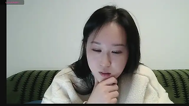 Snapshot of Belinda66 chatting on November 21, 2025, 2:49 pm Belinda66 online show from November 21, 2025, 2:49 pm