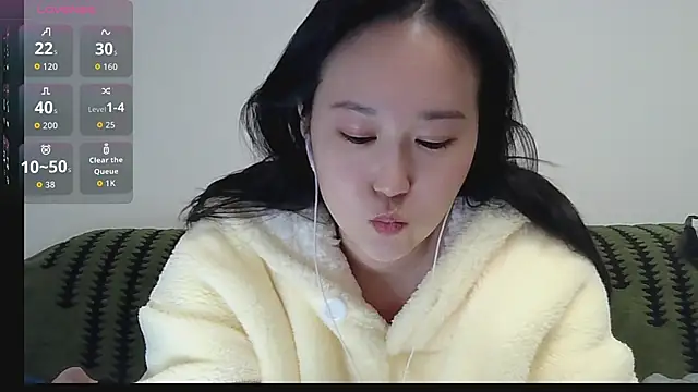 Snapshot of Belinda66 chatting on December 16, 2025, 7:12 am Belinda66 online show from December 16, 2025, 7:12 am