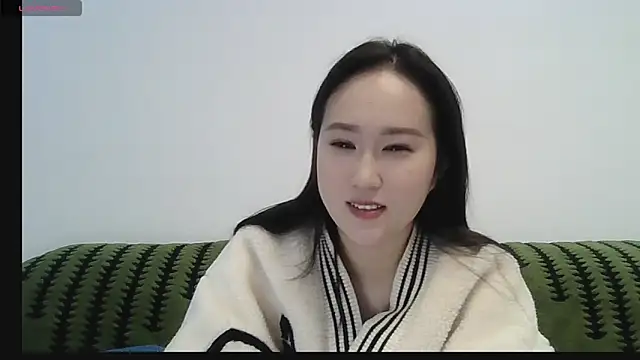 Snapshot of Belinda66 chatting on November 20, 2025, 3:34 pm Belinda66 online show from November 20, 2025, 3:34 pm