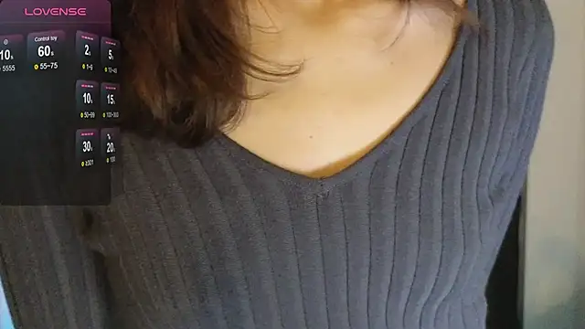 DebiHenks online show from November 9, 2025, 5:06 pm