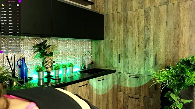 DebiHenks online show from March 12, 2026, 5:06 pm