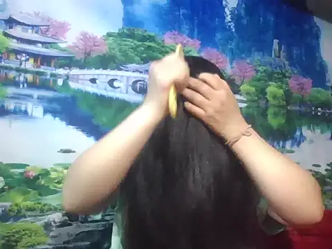 PhamPhung online show from February 13, 2026, 9:53 am