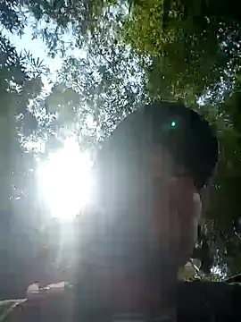 PhamPhung online show from October 28, 2025, 3:29 am