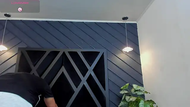 Snapshot of marco_garciia_ chatting on October 25, 2025, 11:16 pm marco garciia online show from October 25, 2025, 11:16 pm