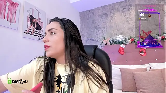 brithanycollins online show from December 18, 2025, 7:29 pm