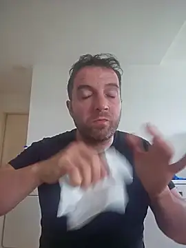 spaccaa online show from March 31, 2026, 8:49 am