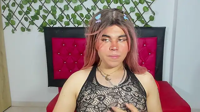 Lady Evelynn online show from October 7, 2025, 1:39 am