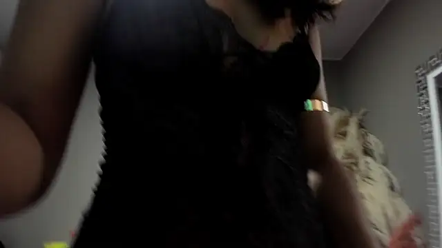 sienna glow online show from November 9, 2025, 12:42 pm