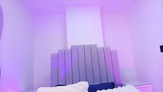 Snapshot of valecastro_ chatting on November 21, 2025, 7:24 pm valecastro online show from November 21, 2025, 7:24 pm