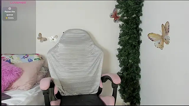 mari-ross online show from January 13, 2026, 2:48 am