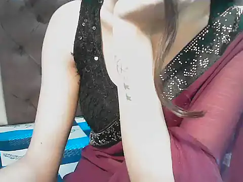 Snapshot of elize__ chatting on October 3, 2025, 2:37 am elize online show from October 3, 2025, 2:37 am