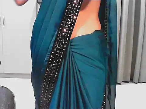 Snapshot of elize__ chatting on October 1, 2025, 9:25 am elize online show from October 1, 2025, 9:25 am