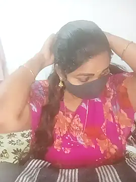 Snapshot of Rojaa009 chatting on October 2, 2025, 5:38 pm Rojaa009 online show from October 2, 2025, 5:38 pm