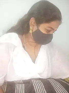 Snapshot of Rojaa009 chatting on October 2, 2025, 12:03 am Rojaa009 online show from October 2, 2025, 12:03 am