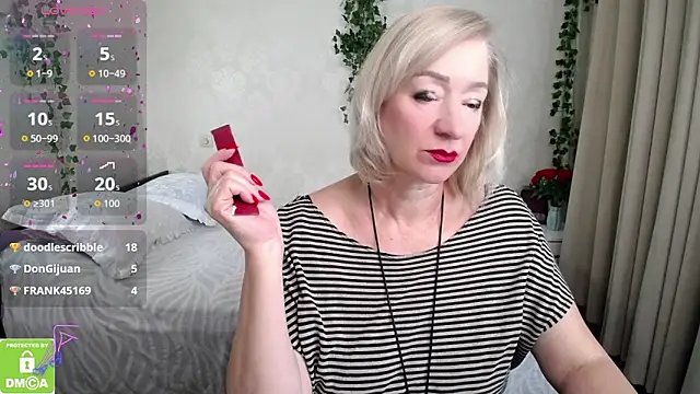 hunters woman online show from October 21, 2025, 12:48 pm