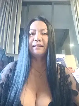 NaughtyBell69 online show from December 15, 2025, 12:11 pm