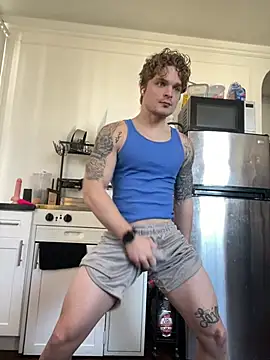 Snapshot of King_Kev_ chatting on February 18, 2026, 6:04 pm King Kev online show from February 18, 2026, 6:04 pm