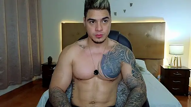 Steven Velez online show from September 25, 2025, 11:33 pm