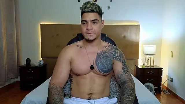 Steven Velez online show from September 16, 2025, 12:11 am